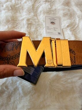 MCM Visetos Claus M Reversible Belt 130cm BNWT Gold Buckle Authentic